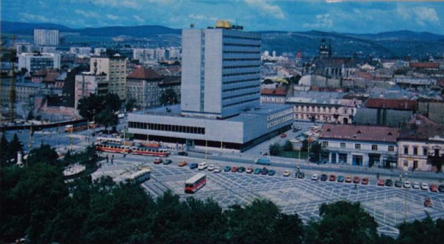 Námestie Osloboditeľov1